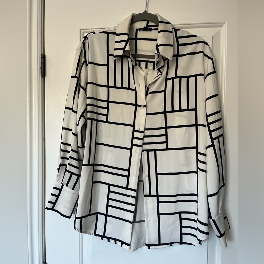 Black and White Geometric Women's Top and pant set